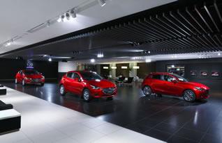 The lobby of Mazda's headquarter building was renovated to better represent the Mazda brand and make it a more comfortable space for visitors. It was the first renewal in 11 years.