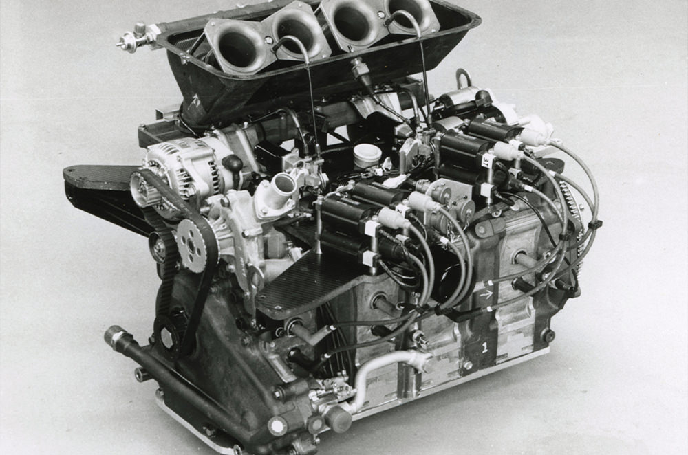 R26B 4ローターロータリーエンジン